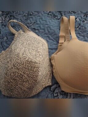 42J Cacique Lane Bryant GRAY Printed and Solid Wireless Bras - Women Intimates
